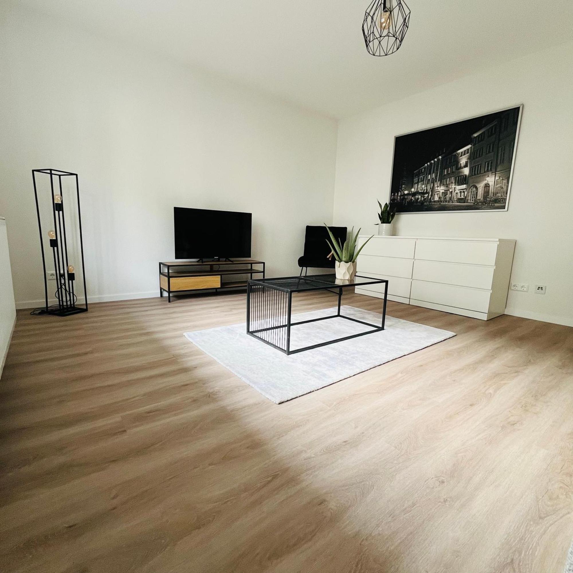 Black Forest City Apartment Mit Kostenlosem Parkplatz Freiburg im Breisgau Exterior photo
